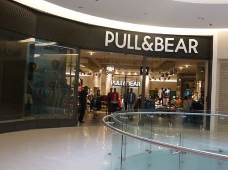 PullandBearAgora