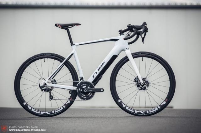 s_Cube_Agree_Hybrid_005-1140x760